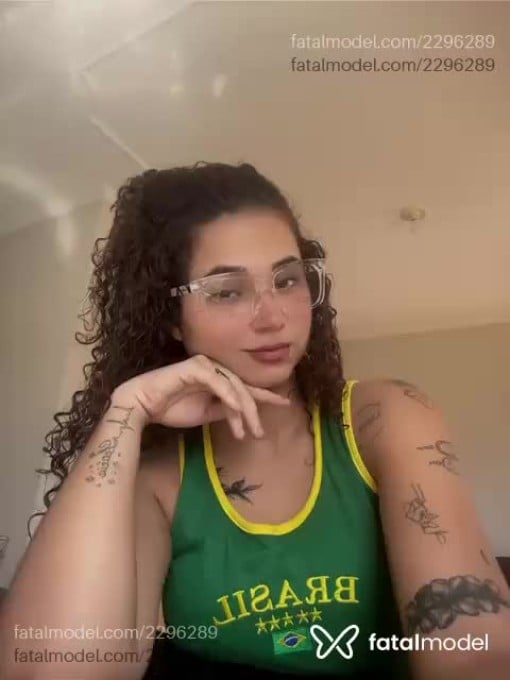 Acompanhante mulher morena (o) de olhos castanhos em Três Lagoas - Emilly Santos