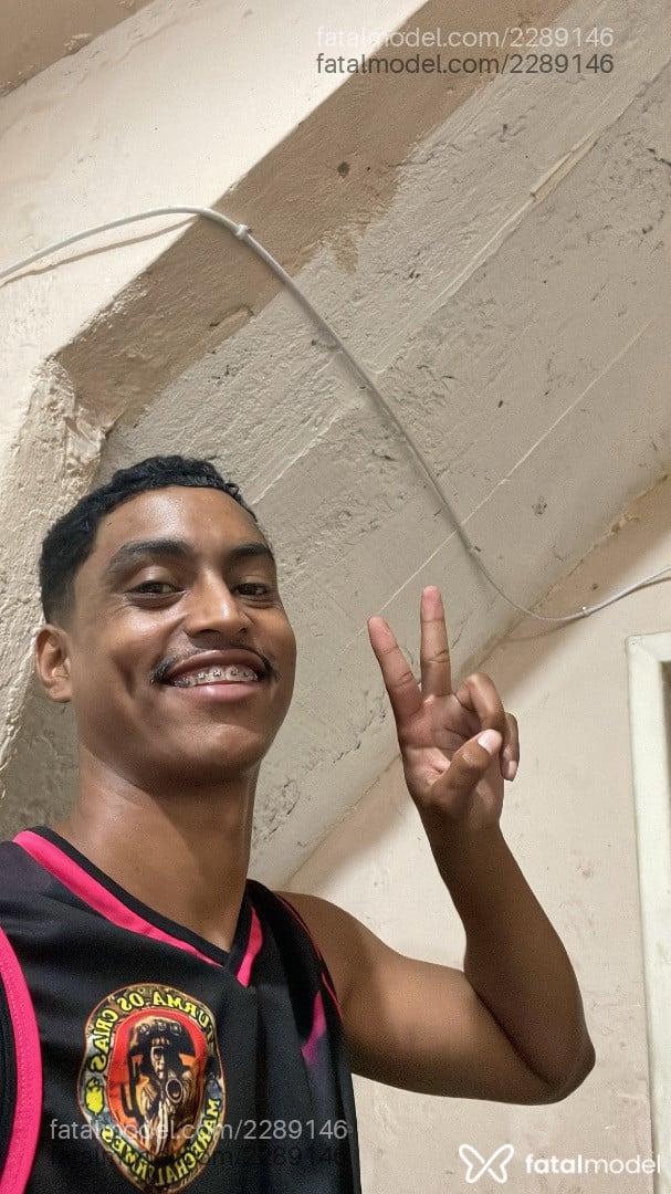 Acompanhante homem morena (o) de olhos pretos em Rio de Janeiro - Brendon Manrico