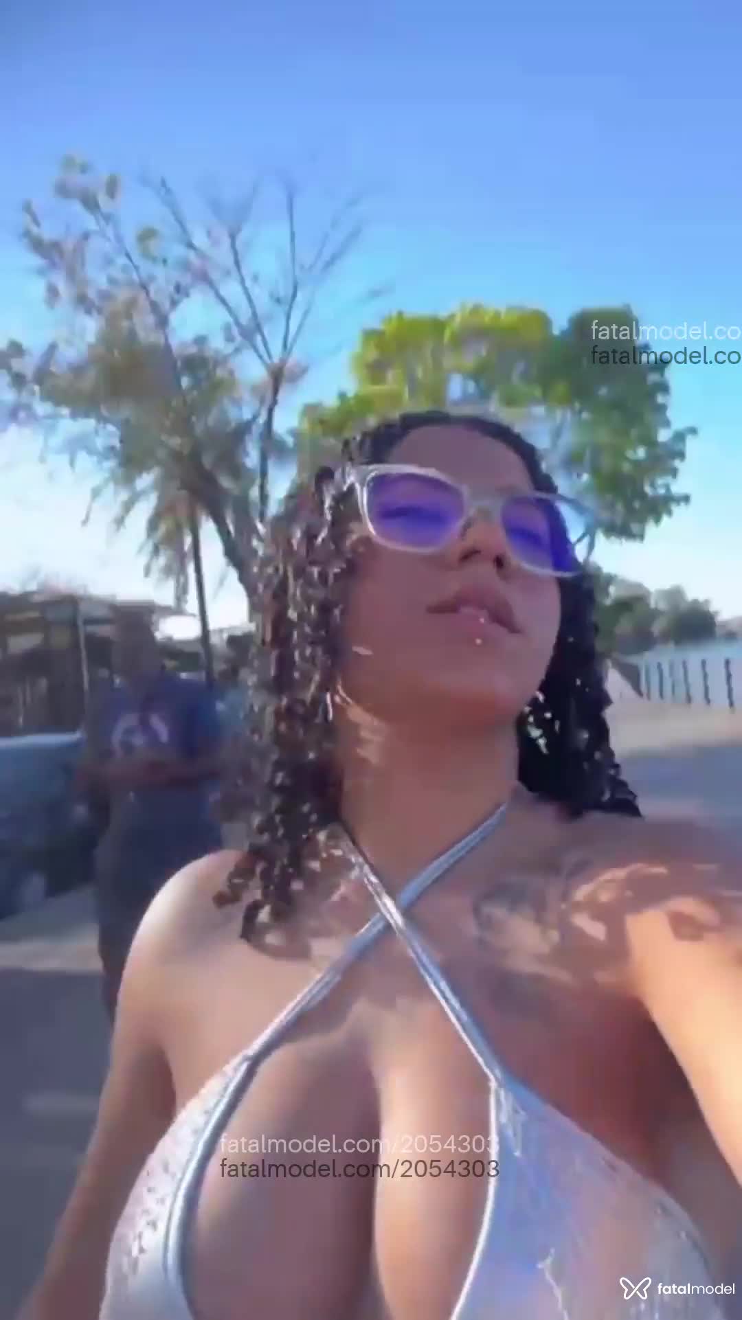 Acompanhante mulher morena (o) de olhos castanhos em Virtual - Maria Clara