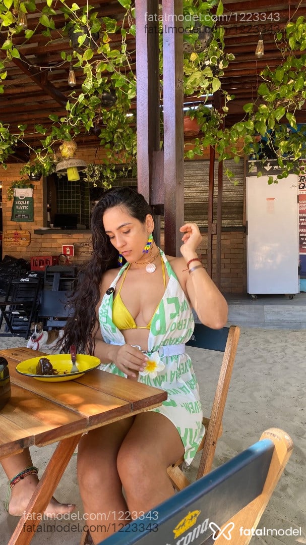 Acompanhante mulher morena (o) de olhos castanhos em Jijoca de Jericoacoara Acompanhante mulher morena (o) de olhos castanhos em Jijoca de Jericoacoara - Lady Stone
