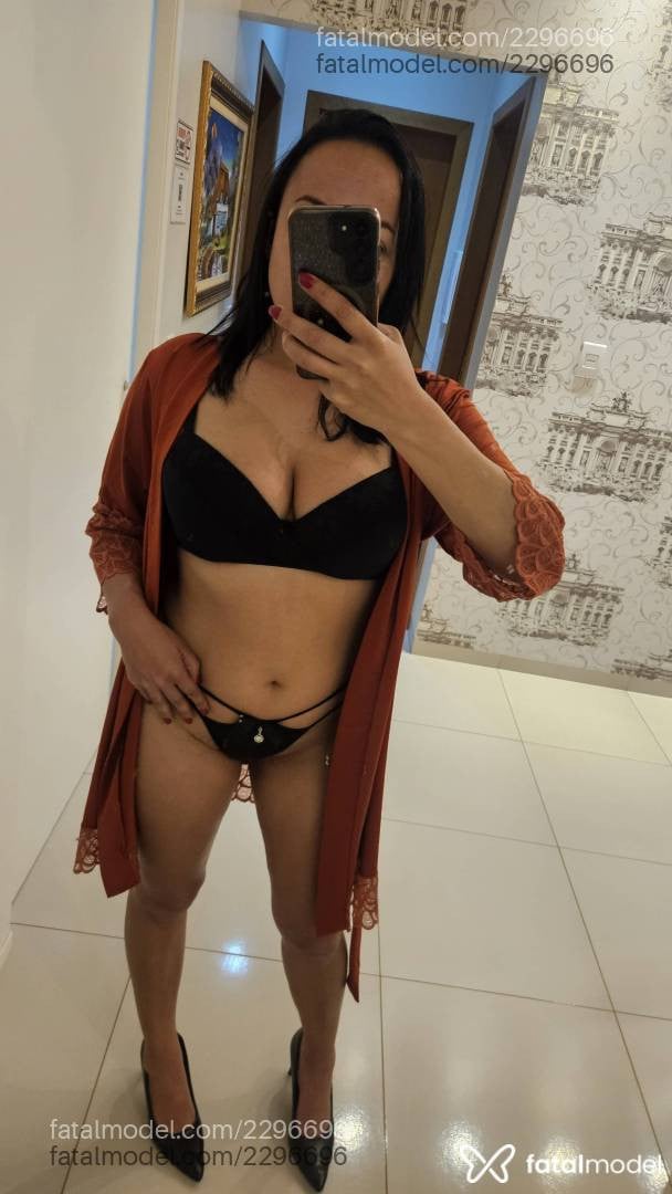 Acompanhante mulher morena (o) de olhos castanhos em Marechal Cândido Rondon Acompanhante mulher morena (o) de olhos castanhos em Marechal Cândido Rondon - Bella Linz