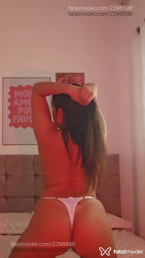 Acompanhante mulher morena (o) de olhos castanhos - Bella Linz