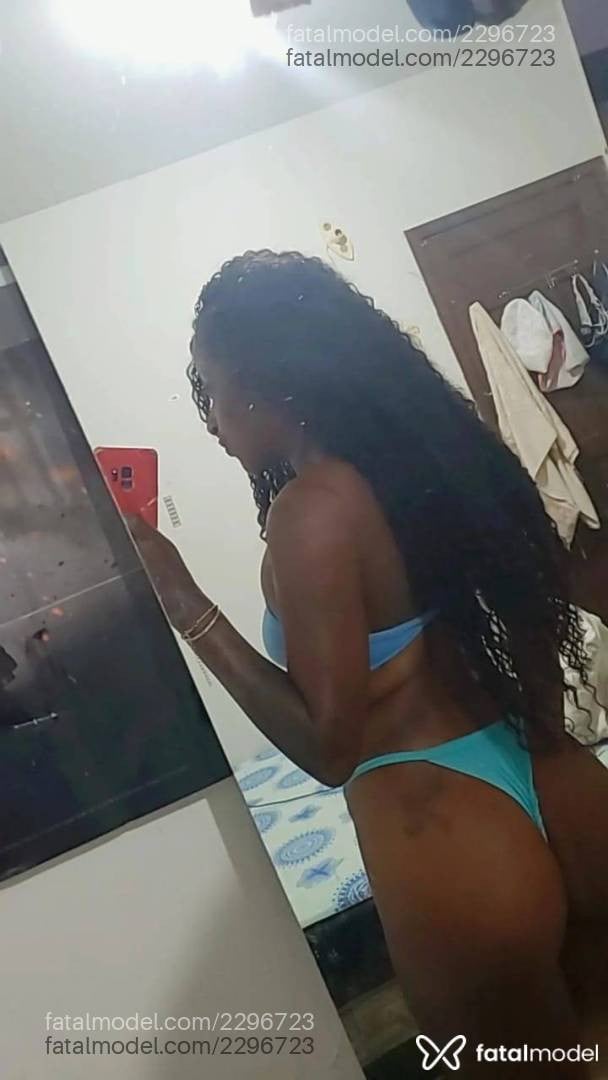 Acompanhante mulher morena (o) de olhos pretos em Goianésia Acompanhante mulher morena (o) de olhos pretos em Goianésia - Pretinhaaa