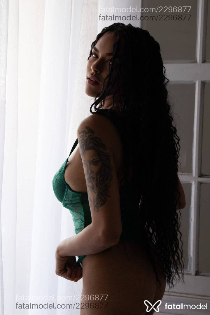 Acompanhante mulher morena (o) de olhos castanhos - Andressinha