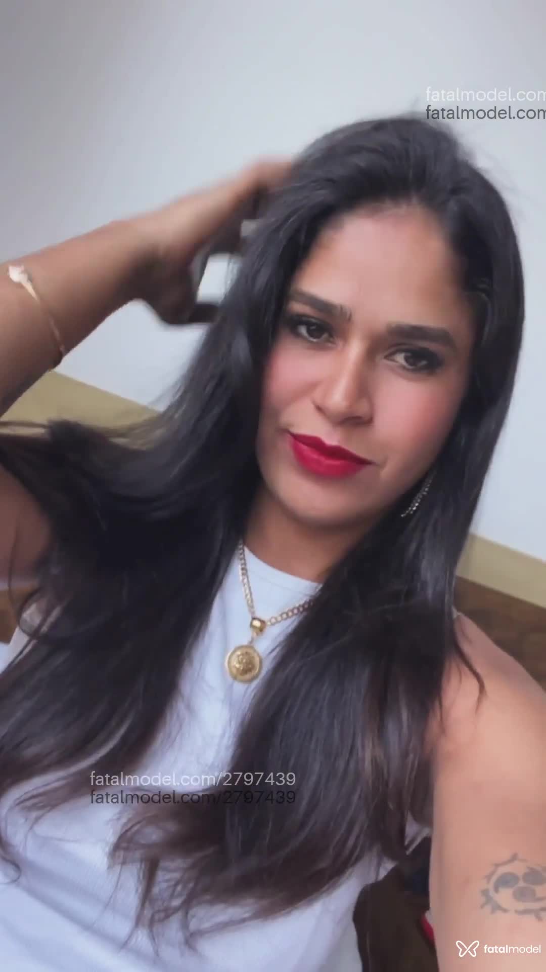 Acompanhante mulher trans morena (o) de olhos castanhos em Contagem - Julianna