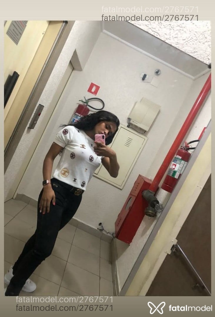 Acompanhante mulher trans morena (o) de olhos pretos em Brasília - Kiraa
