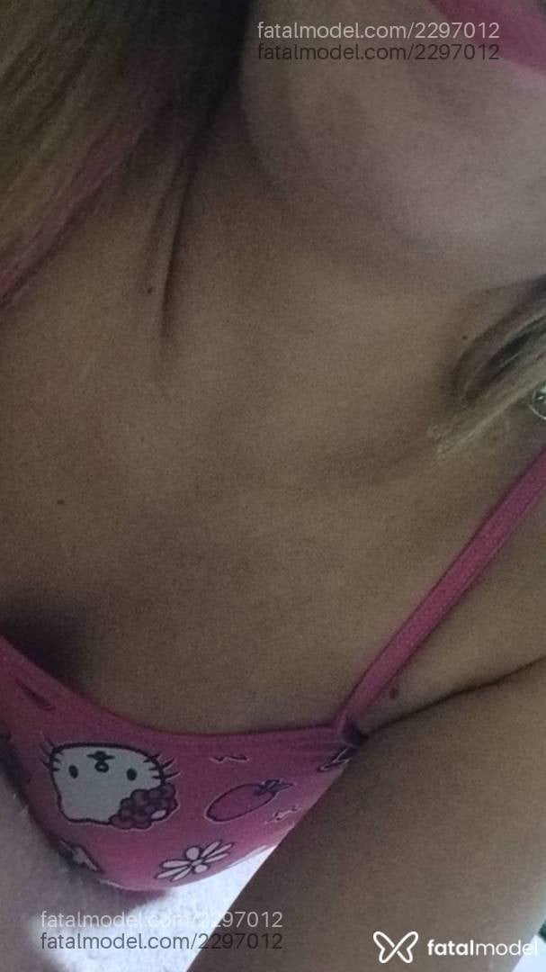 Acompanhante mulher loira (o) de olhos mel - Vanessa Costa