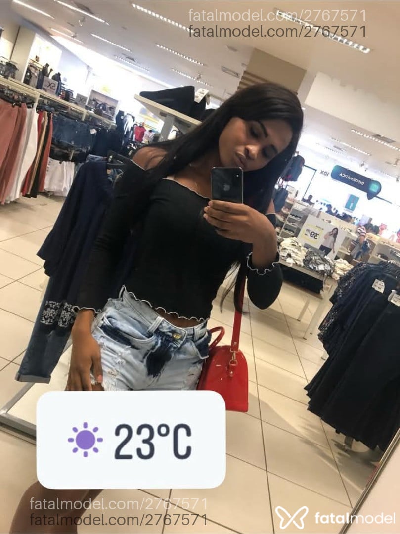 Acompanhante mulher trans morena (o) de olhos pretos em Brasília - Kiraa