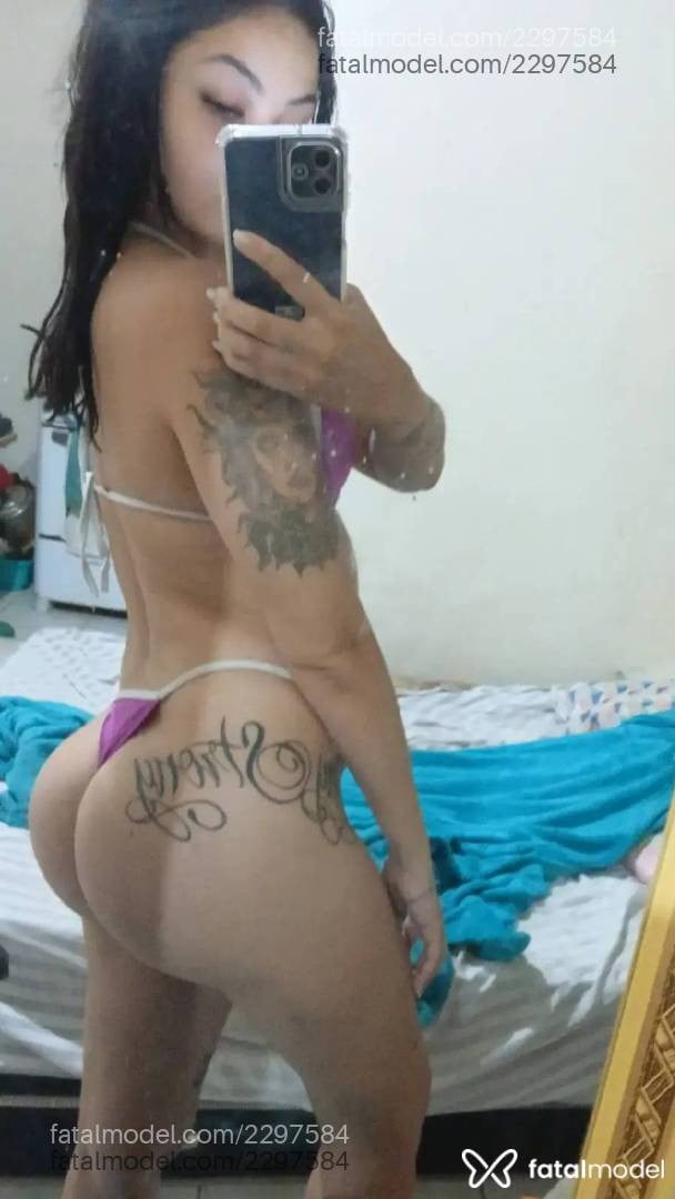 Acompanhante mulher morena (o) de olhos verdes - Ana Paula