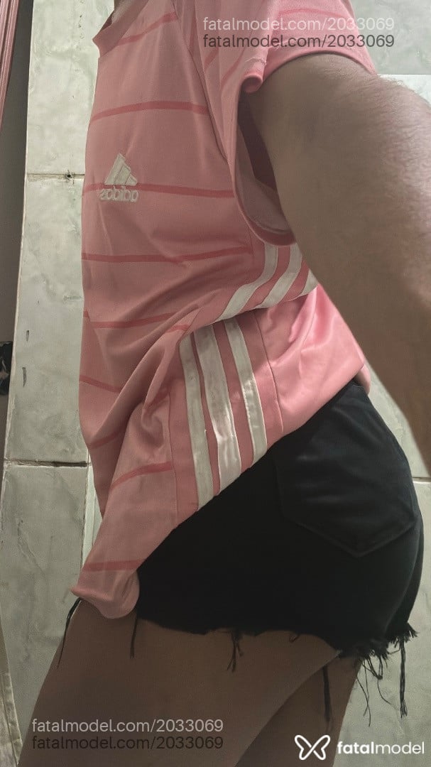 Acompanhante homem com cabelo castanho de olhos pretos em Rio de Janeiro - Rebecca Abdala