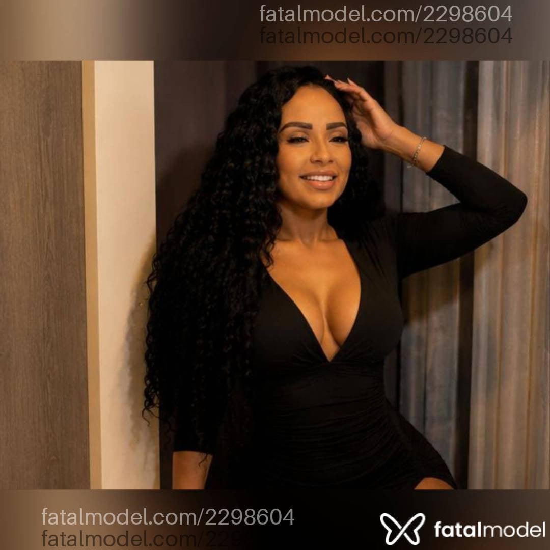 Acompanhante mulher morena (o) de olhos castanhos - Emilly