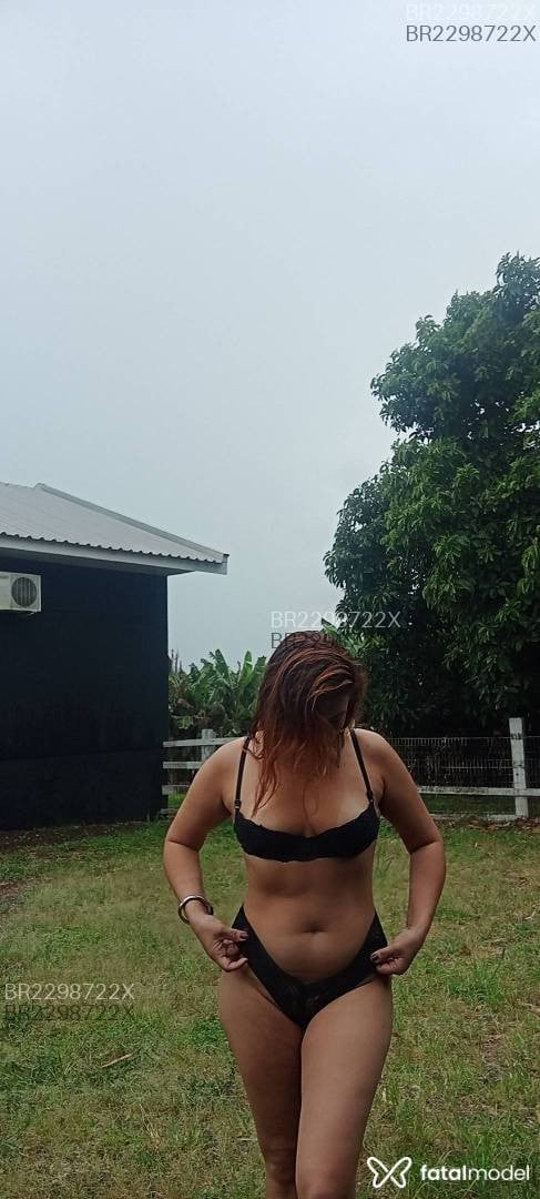 Acompanhante mulher ruiva (o) de olhos castanhos em Porto Alegre Acompanhante mulher ruiva (o) de olhos castanhos em Porto Alegre - Iza Ferrari