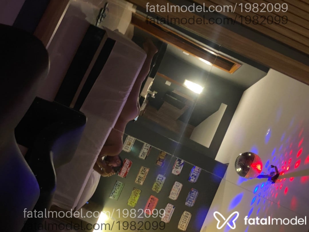 Acompanhante homem com cabelo castanho de olhos castanhos em Porto Belo - Souza