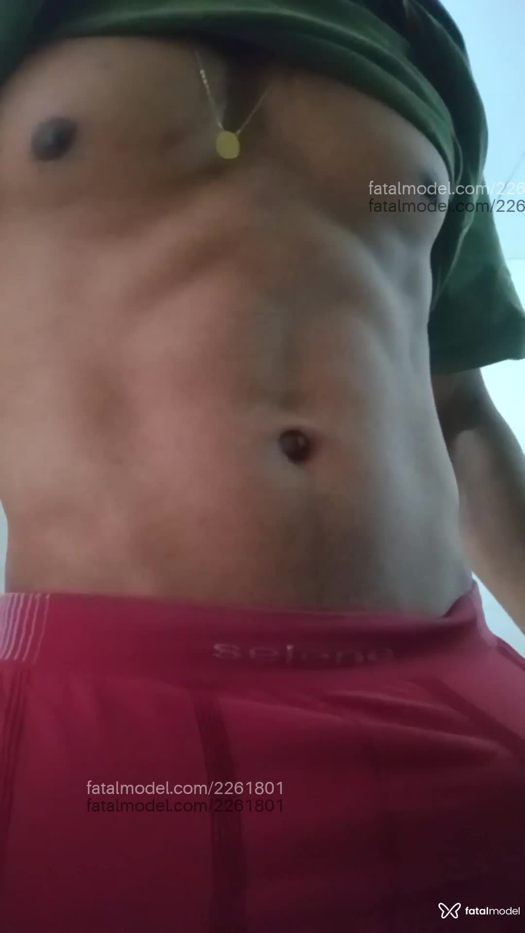 Acompanhante homem morena (o) de olhos pretos em Virtual Acompanhante homem morena (o) de olhos pretos em Virtual - Juhan