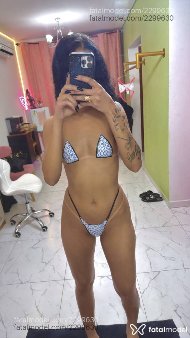 Acompanhante mulher morena (o) de olhos castanhos - Bela