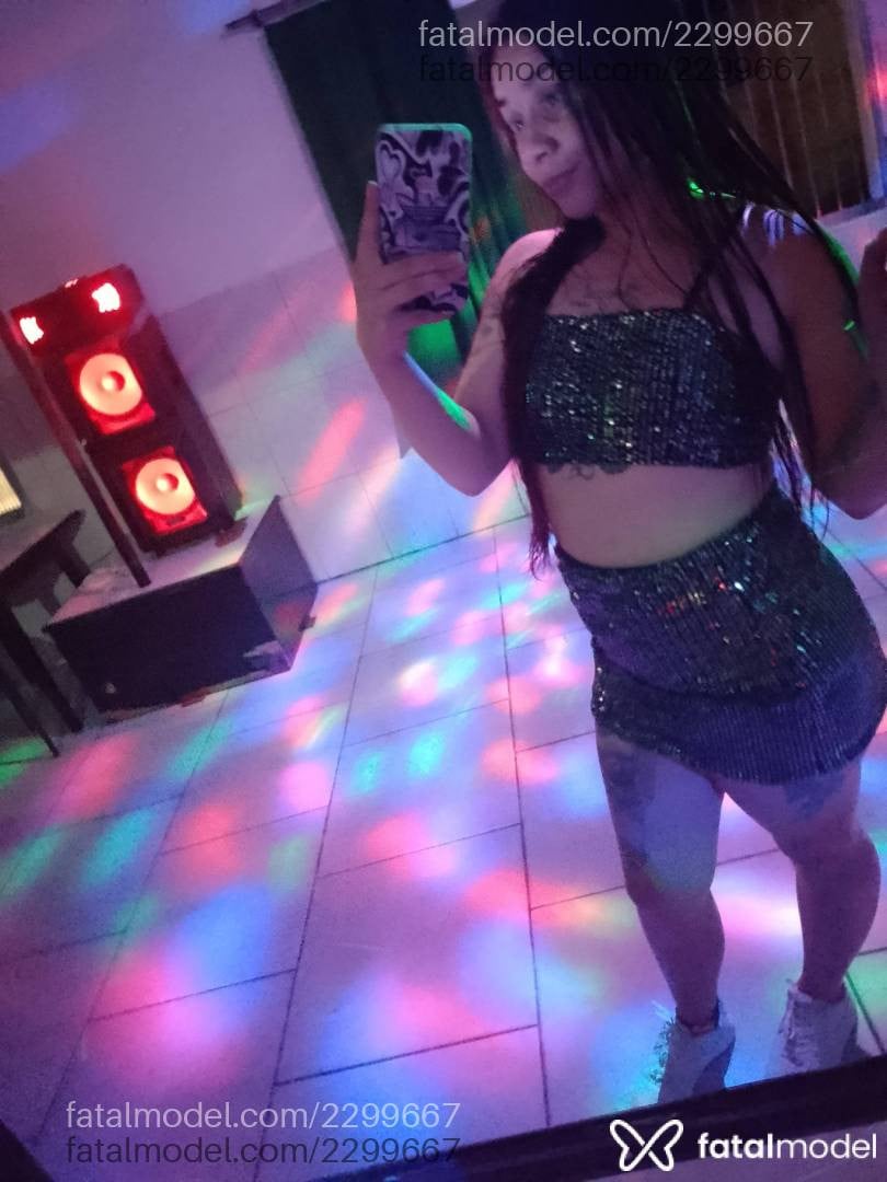 Acompanhante mulher loira (o) de olhos mel em Pelotas - Rhuivynha