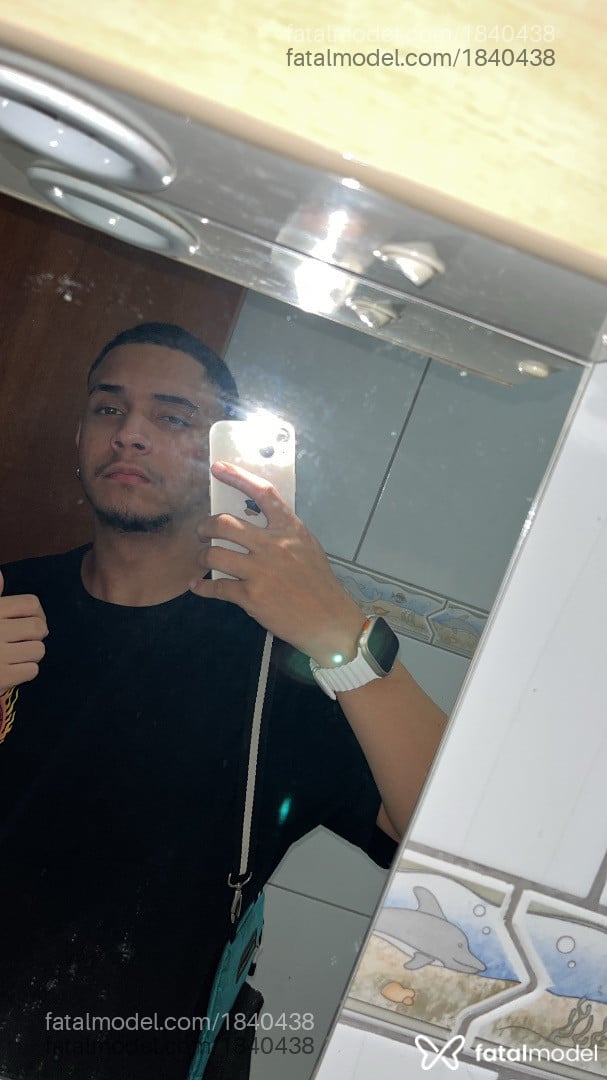 Acompanhante homem morena (o) de olhos castanhos - Paulo Acompanhante homem morena (o) de olhos castanhos - Paulo