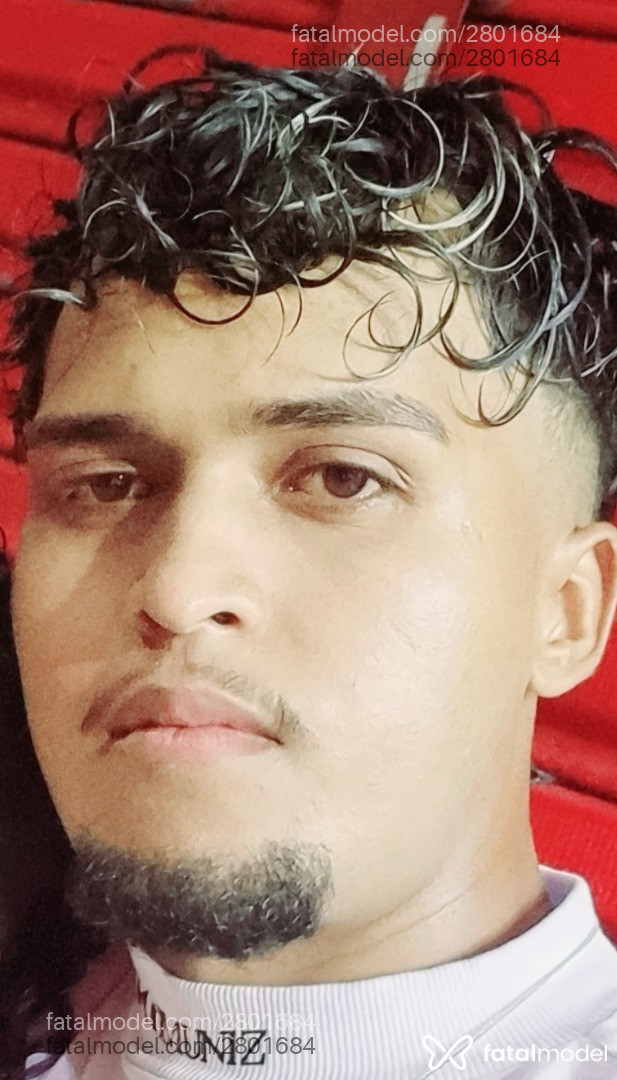 Acompanhante homem com cabelo castanho de olhos castanhos em Itaquaquecetuba - Yuri