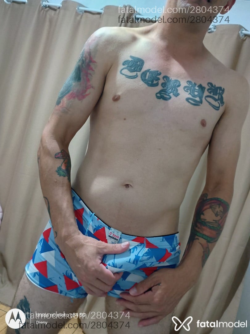 Acompanhante homem com cabelo castanho de olhos castanhos em Florianópolis - Sandro