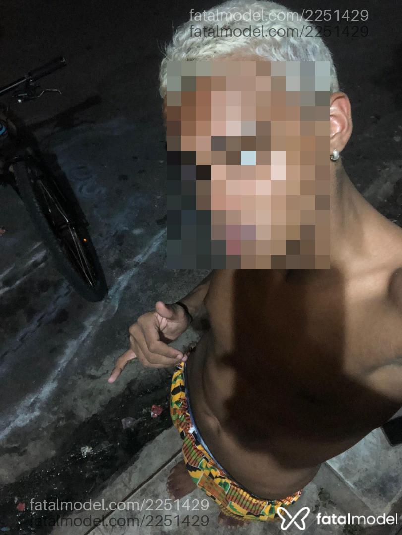 Acompanhante homem morena (o) de olhos castanhos em Maceió - Lucas Oliveira