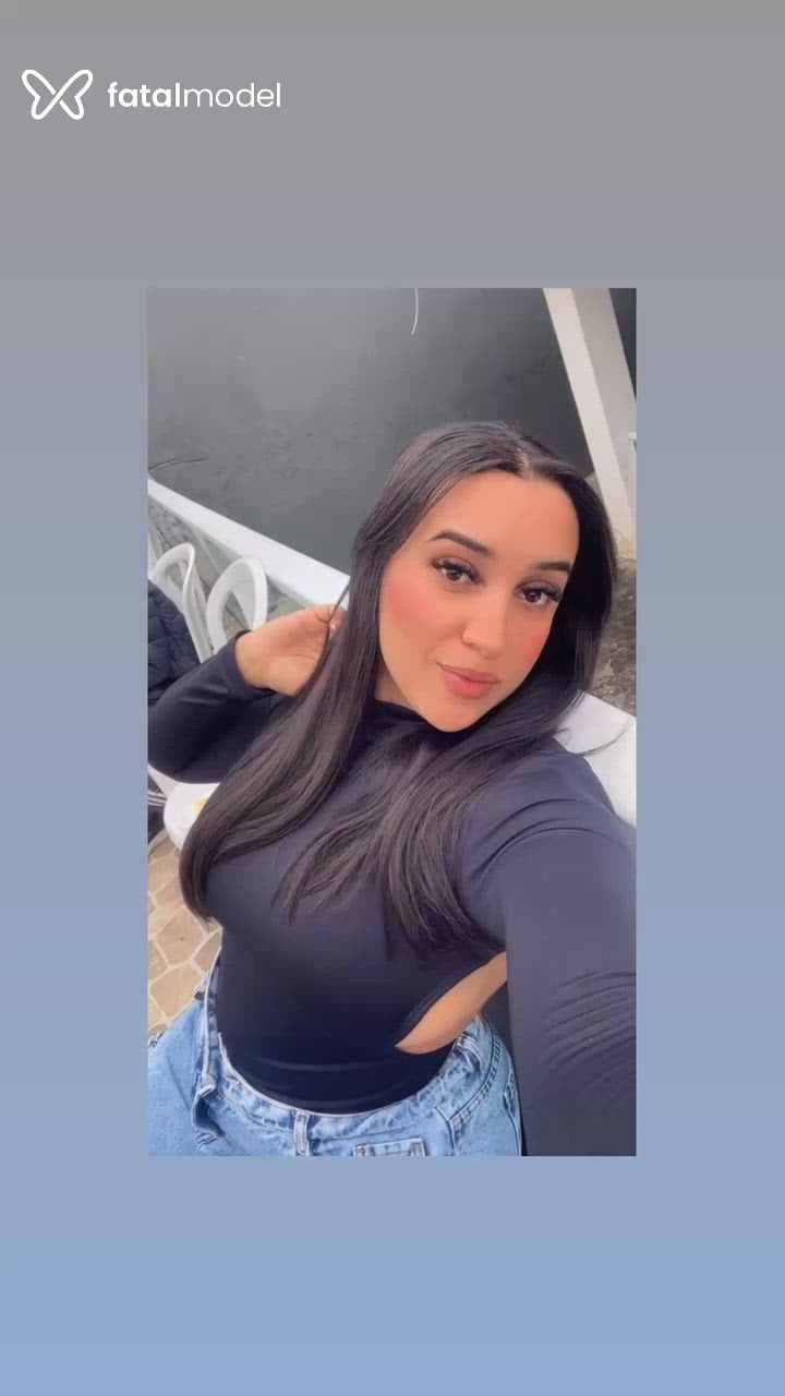 Acompanhante mulher morena (o) de olhos castanhos - Leticia Acompanhante mulher morena (o) de olhos castanhos - Leticia