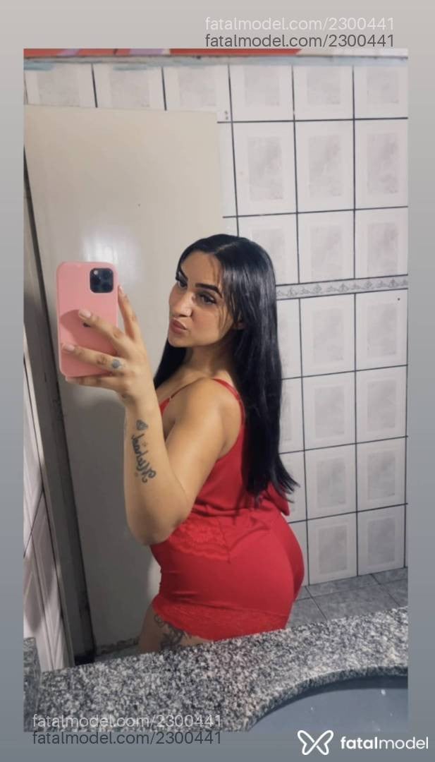 Acompanhante mulher morena (o) de olhos castanhos - Leticia