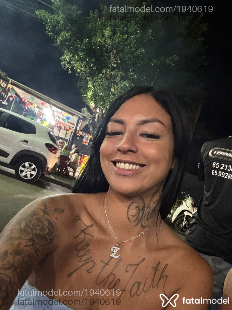 Acompanhante mulher morena (o) de olhos castanhos - Letícia Mafeis Acompanhante mulher morena (o) de olhos castanhos - Letícia Mafeis