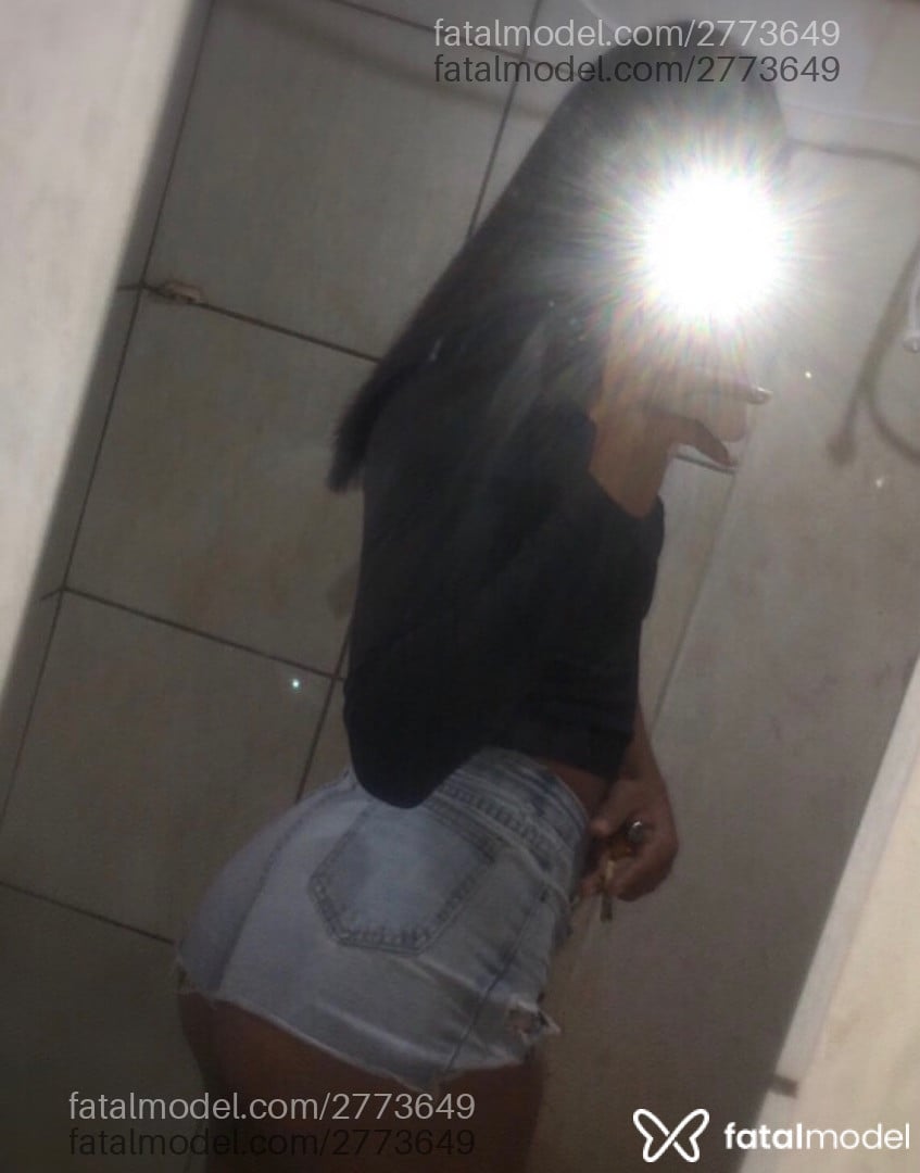 Acompanhante mulher trans morena (o) de olhos pretos em Neves Paulista - Victoria
