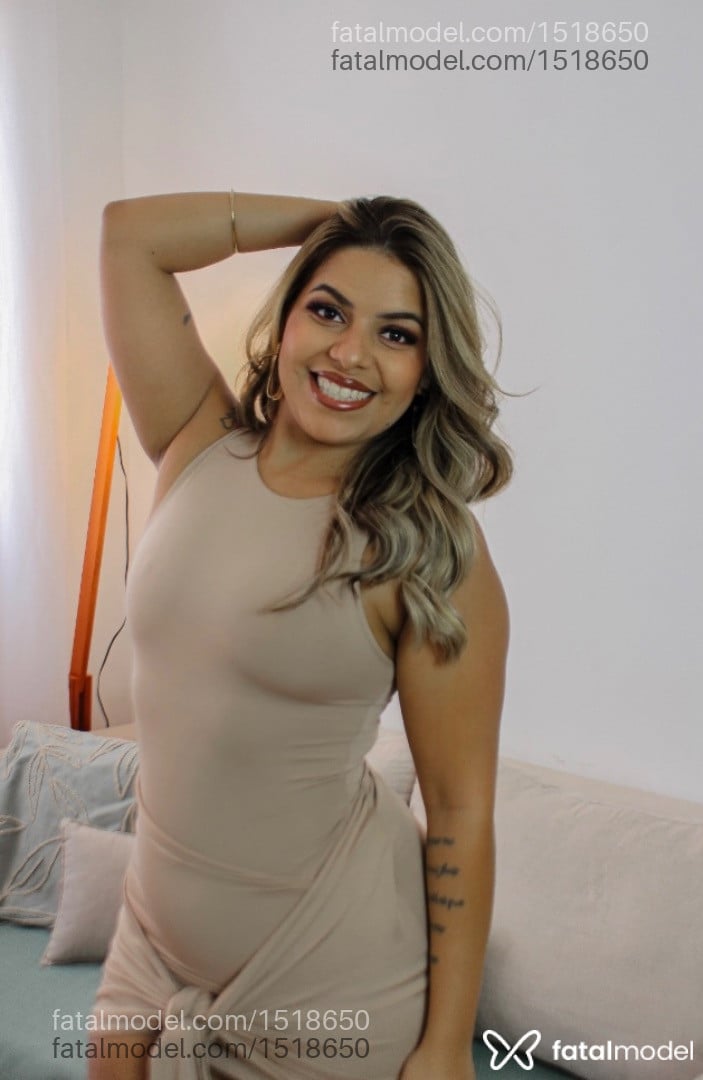 Acompanhante mulher loira (o) de olhos castanhos em Indaiatuba - Nicolle schutz