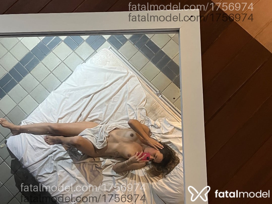 Acompanhante mulher trans loira (o) de olhos castanhos em Campina Grande Acompanhante mulher trans loira (o) de olhos castanhos em Campina Grande - Agatha