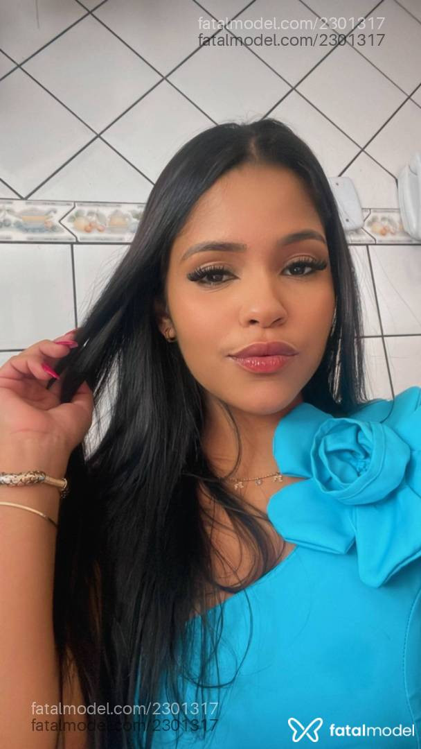Acompanhante mulher morena (o) de olhos pretos em Uberlândia - Amanda