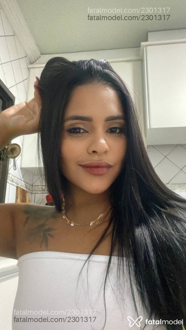 Acompanhante mulher morena (o) de olhos pretos em Uberlândia - Amanda