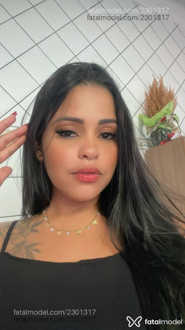 Acompanhante mulher morena (o) de olhos pretos em Uberlândia - Amanda