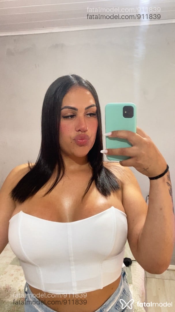 Acompanhante mulher trans morena (o) de olhos castanhos em Balneário Camboriú - Ysabella Portela