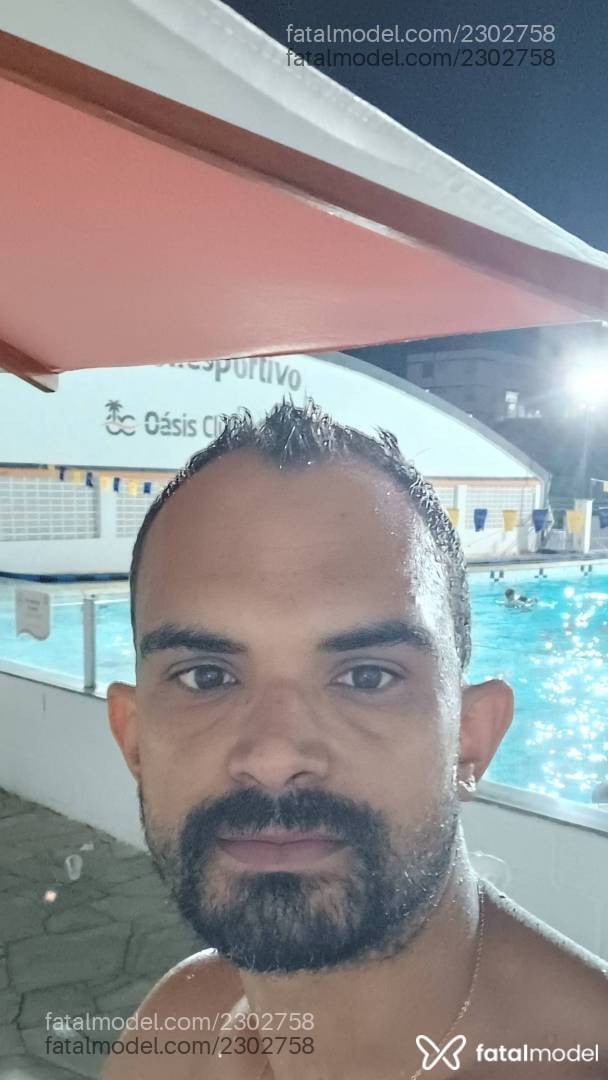 Acompanhante homem com cabelo castanho de olhos castanhos em Belo Horizonte - Bruno