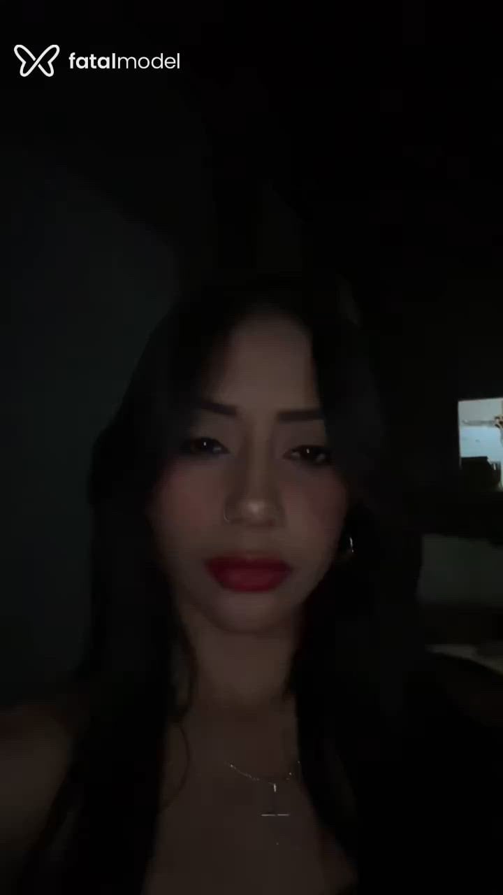 Acompanhante mulher com cabelo castanho de olhos castanhos em Rolim de Moura Acompanhante mulher com cabelo castanho de olhos castanhos em Rolim de Moura - Kisha