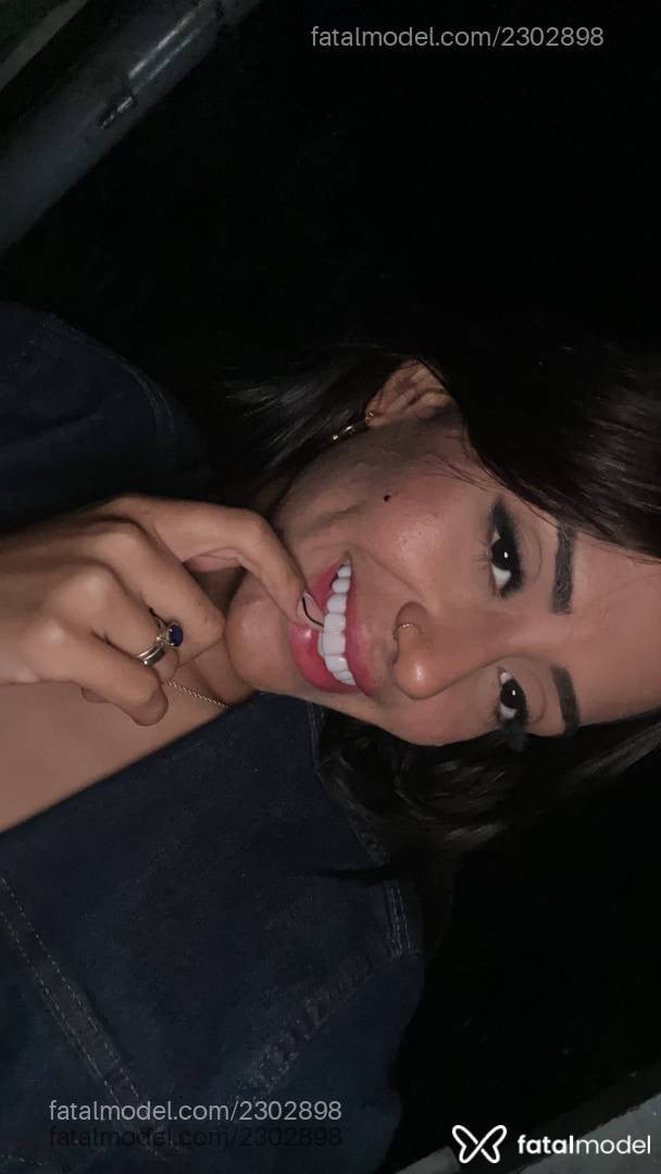 Acompanhante mulher com cabelo castanho de olhos castanhos - Kisha
