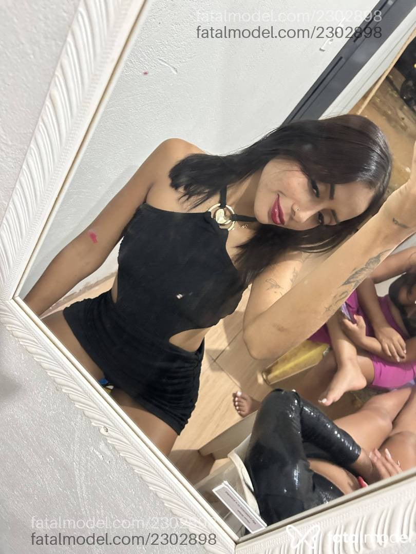 Acompanhante mulher com cabelo castanho de olhos castanhos - Kisha Santoro