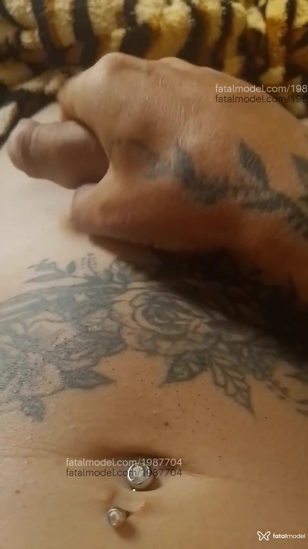 Acompanhante mulher trans com cabelo castanho de olhos castanhos em Timburi - Rafaelly