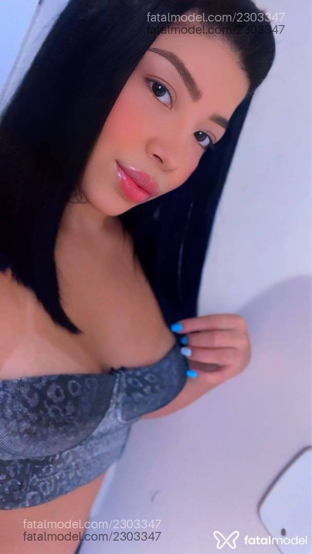 Acompanhante mulher loira (o) de olhos castanhos - Ayumi