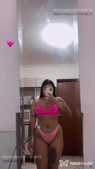 Acompanhante mulher morena (o) de olhos pretos em Alvorada Acompanhante mulher morena (o) de olhos pretos em Alvorada - Maiara
