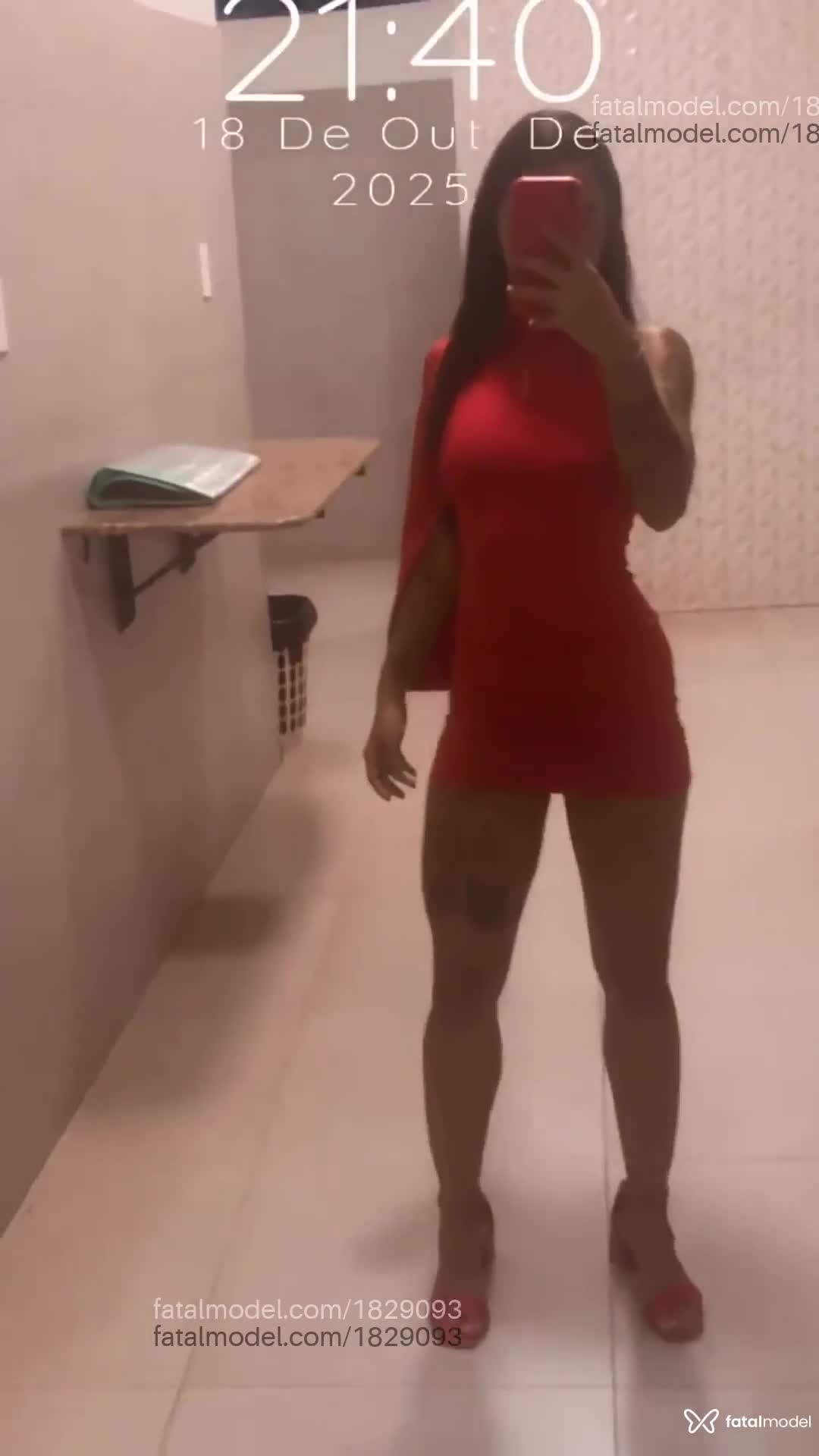 Acompanhante mulher morena (o) de olhos castanhos em Montes Claros - Isabela
