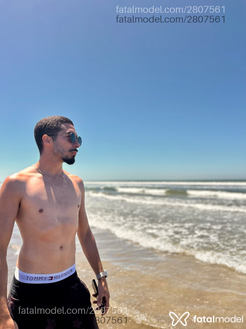 Acompanhante homem morena (o) de olhos verdes em Virtual - Yuri Cunha