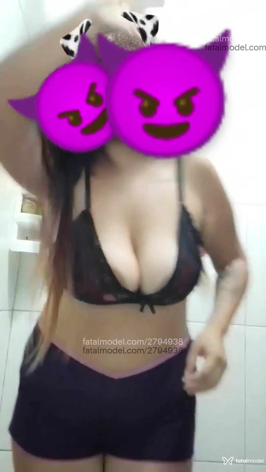 Acompanhante mulher morena (o) de olhos castanhos em Virtual Acompanhante mulher morena (o) de olhos castanhos em Virtual - Jéssica Santana
