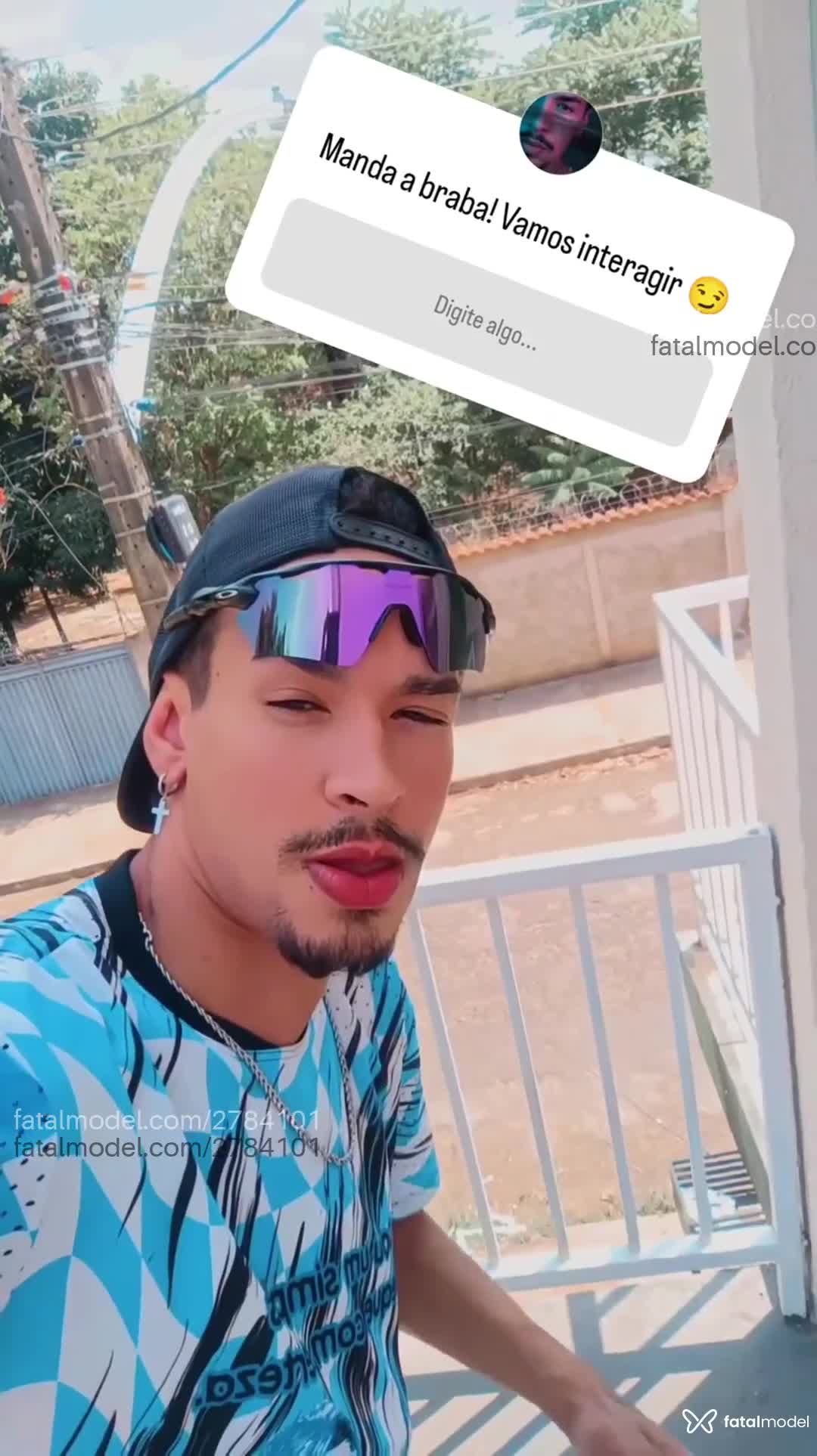Acompanhante homem com cabelo castanho de olhos castanhos em Uberlândia - Matheus