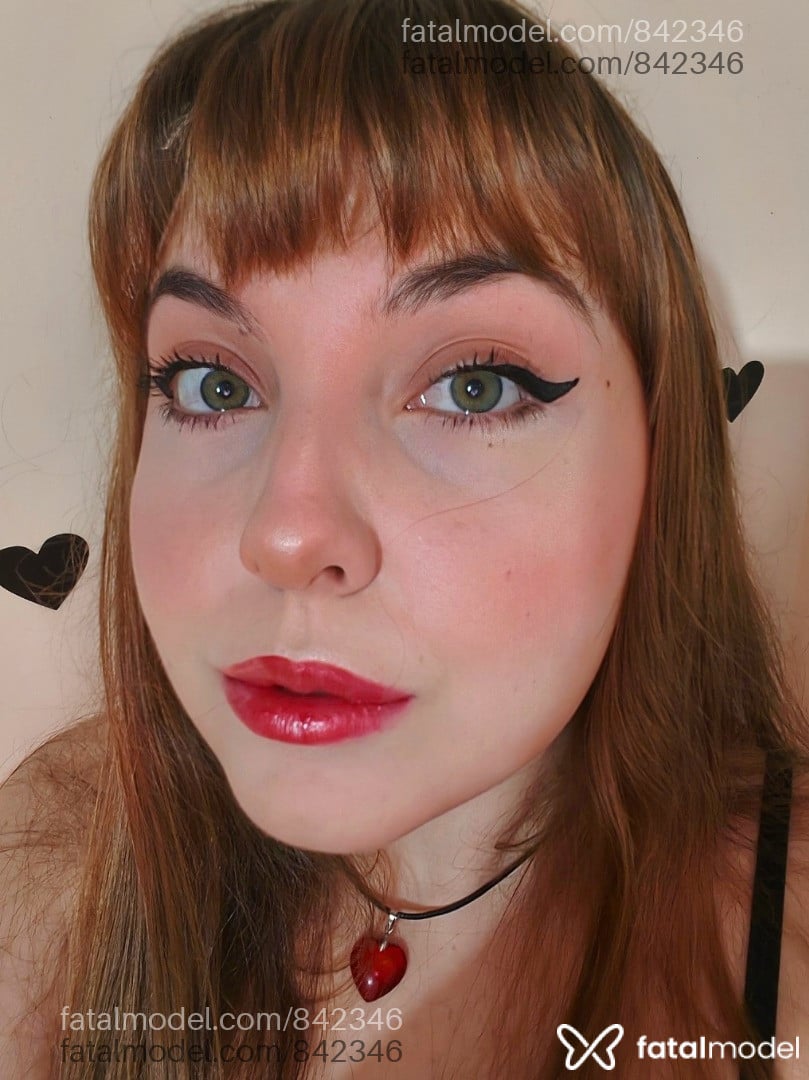 Acompanhante mulher com cabelo colorido de olhos verdes em Cascavel Acompanhante mulher com cabelo colorido de olhos verdes em Cascavel - Lara Sophia