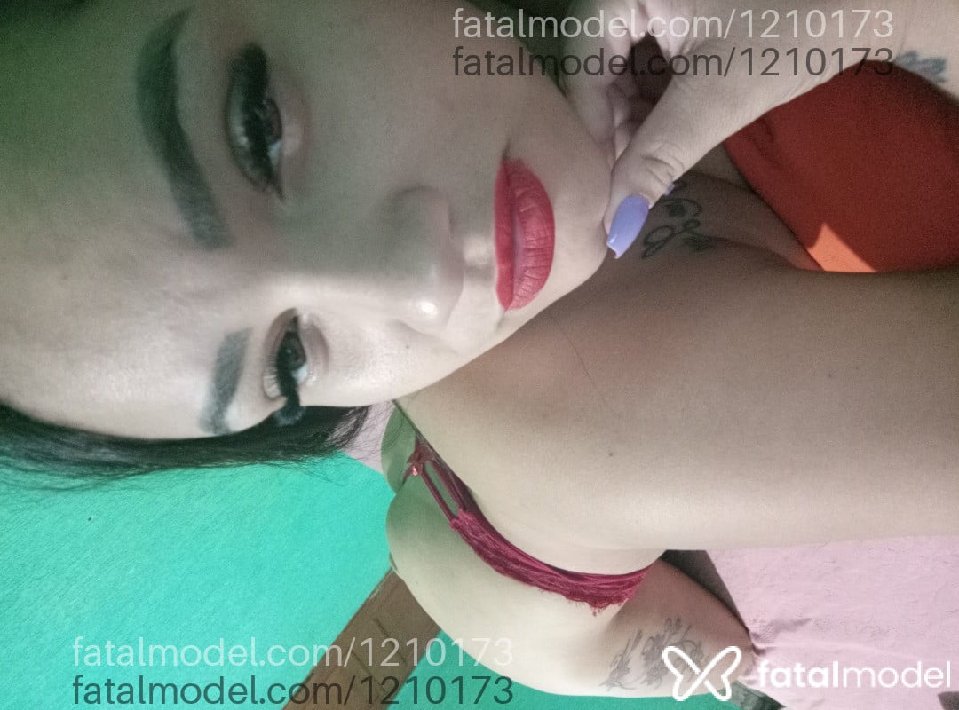 Acompanhante mulher morena (o) de olhos castanhos em Rio Verde - Jack
