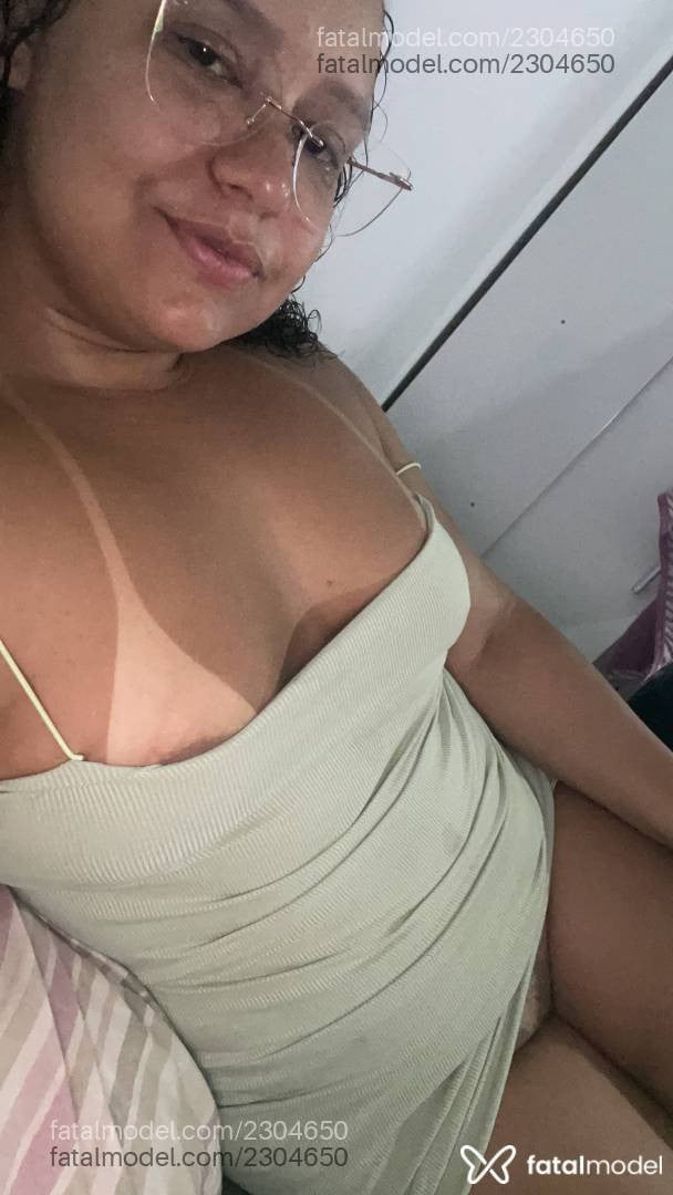 Acompanhante mulher com cabelo castanho de olhos castanhos - Natasha Cardoso