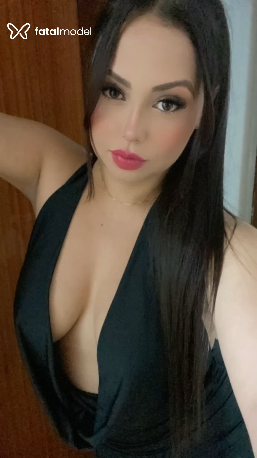 Acompanhante mulher morena (o) de olhos castanhos - Gaby