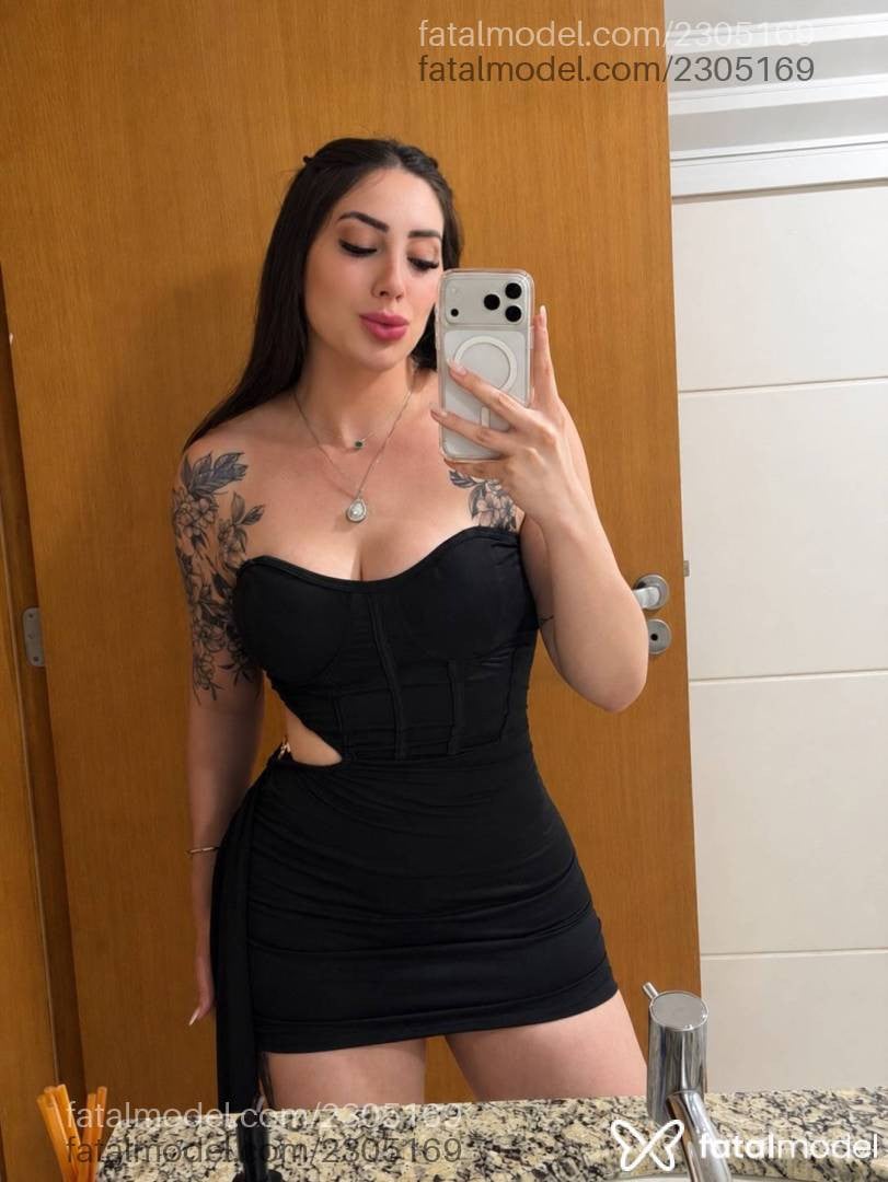 Acompanhante mulher com cabelo castanho de olhos castanhos em Brasília Acompanhante mulher com cabelo castanho de olhos castanhos em Brasília - Analu